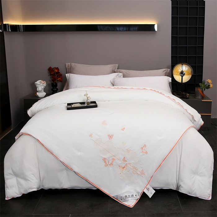 91家纺网 家纺一手货源 找家纺 恒鑫 2025新款全棉绣花桑蚕丝冬被春秋被拉链二合一子母被 月光白