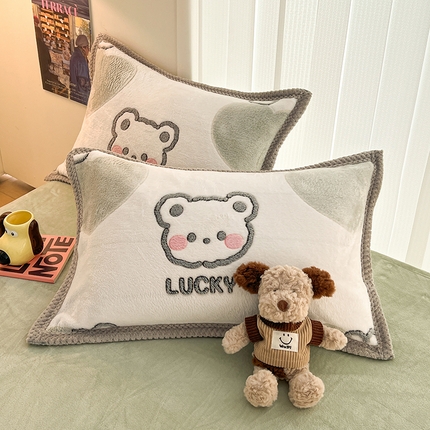 倾慕家纺 2024新款加厚保暖6D立体雪花绒系列-单枕套 奶茶小熊