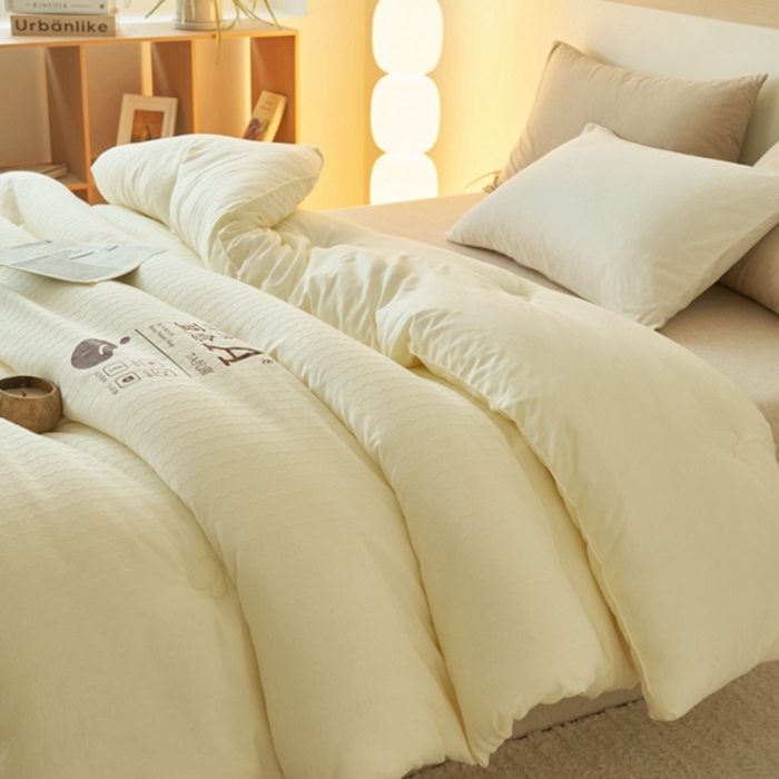 91家纺网 家纺一手货源 找家纺 2024新款b类水洗节节高提花7A抗菌大豆纤维冬被被子被芯 节节高-奶白色