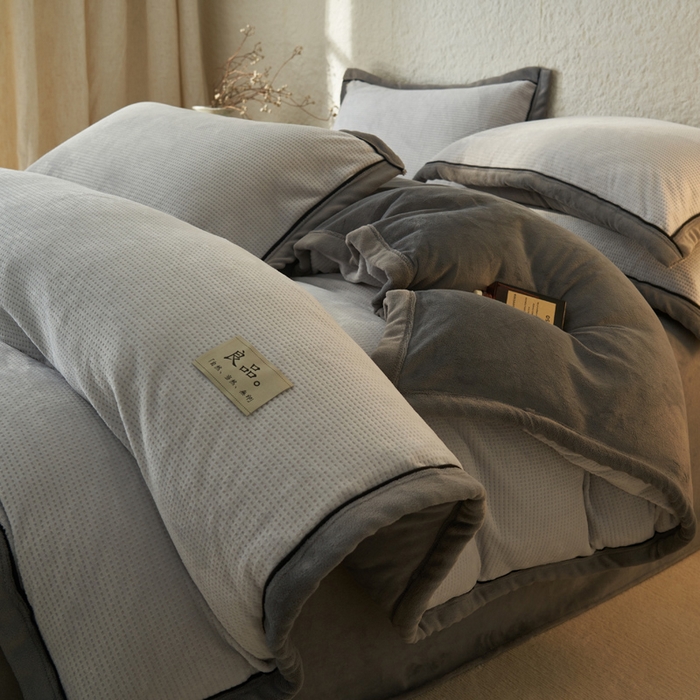 91家纺网 家纺一手货源 找家纺 2024新款牛奶绒华夫格可拆洗冬被被子被芯 华夫格可拆洗-浅灰