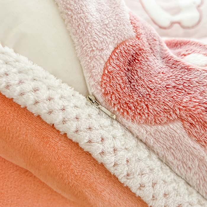 91家纺网 家纺一手货源 找家纺 倾慕家纺 2024新款加厚保暖6D立体雪花绒系列-四件套 活泼小兔