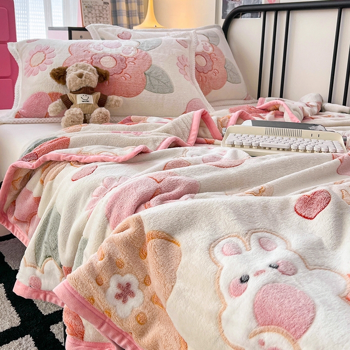 91家纺网 家纺一手货源 找家纺 倾慕家纺 2024新款加厚保暖6D立体雪花绒系列-毛毯 花园