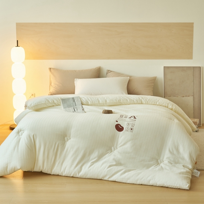 91家纺网 家纺一手货源 找家纺 2024新款b类水洗节节高提花7A抗菌大豆纤维冬被被子被芯 节节高-奶白色