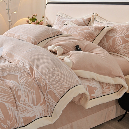 91家纺网 家纺一手货源 找家纺 妮恒美 2024新款提花大包边牛奶绒四件套 维也纳-梧桐杏