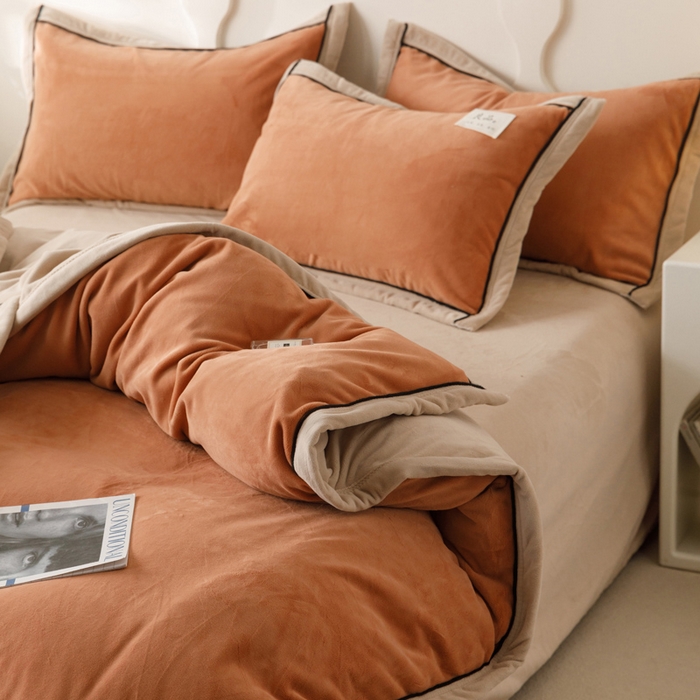 91家纺网 家纺一手货源 找家纺 2024新款牛奶绒双拼可拆洗冬被被子被芯 双拼可拆洗-焦糖+米驼