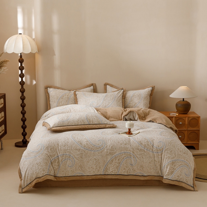 91家纺网 家纺一手货源 找家纺 2024新款牛奶绒染色雕花可拆洗冬被被子被芯 凤尾花