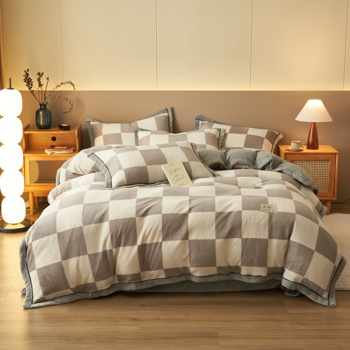 91家纺网 家纺一手货源 找家纺 2024新款无印风牛奶绒宽边可拆洗冬被被子被芯 无印风可拆洗冬被-灰白格