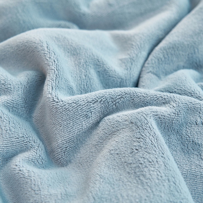 91家纺网 家纺一手货源 找家纺 2024新款双面牛奶绒德绒拼色冬被四件套 德绒拼色-浅蓝