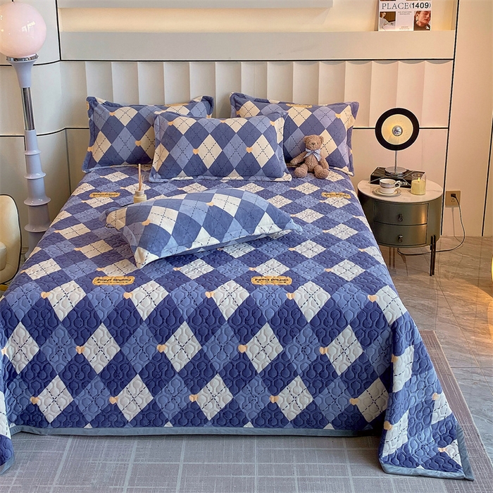 91家纺网 家纺一手货源 找家纺 凯儿 2025新款A类牛奶绒印花单床盖三件套 英伦时光