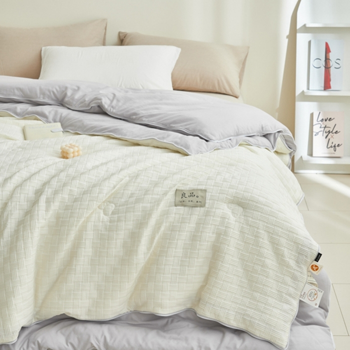 91家纺网 家纺一手货源 找家纺 子由 2024新款b类良品格子母冬被被子被芯 子母被-白+灰