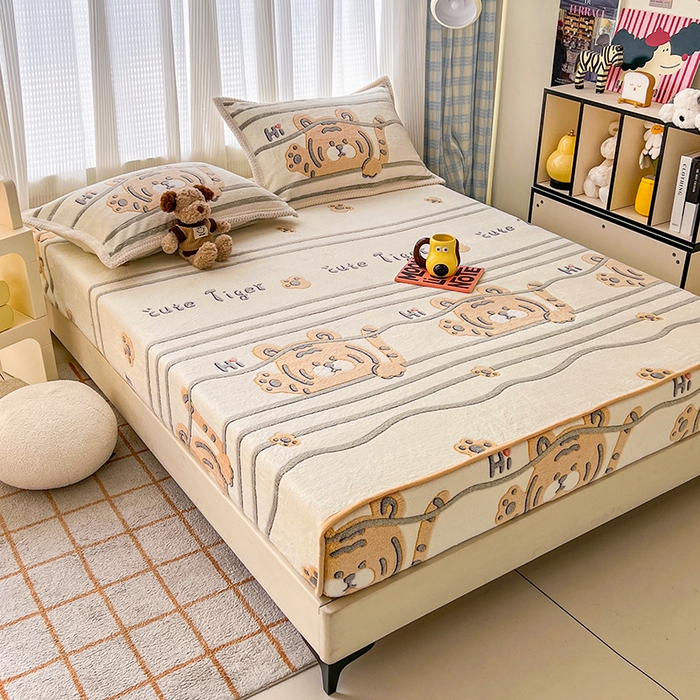 91家纺网 家纺一手货源 找家纺 倾慕家纺 2024新款加厚保暖6D立体雪花绒系列-单床笠 欢乐小虎