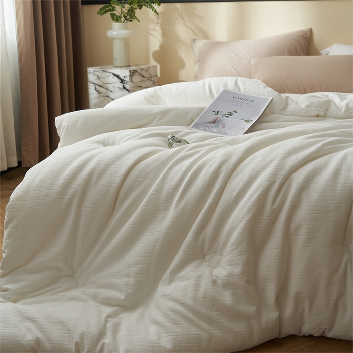 91家纺网 家纺一手货源 找家纺 2024新款b类100%纯棉水洗棉提花大豆纤维冬被 纯棉方格 简约风