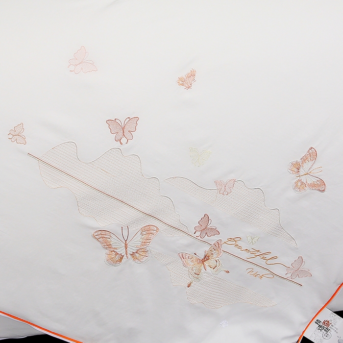 91家纺网 家纺一手货源 找家纺 恒鑫 2025新款全棉绣花桑蚕丝冬被春秋被拉链二合一子母被 月光白