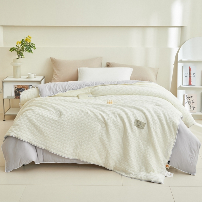 91家纺网 家纺一手货源 找家纺 子由 2024新款b类良品格子母冬被被子被芯 子母被-白+灰