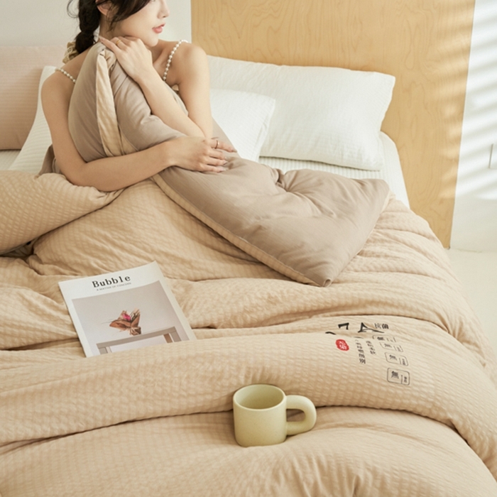 91家纺网 家纺一手货源 找家纺 子由 2024新款b类泡泡格7A抗菌大豆纤维冬被被子被芯 泡泡格-浅咖
