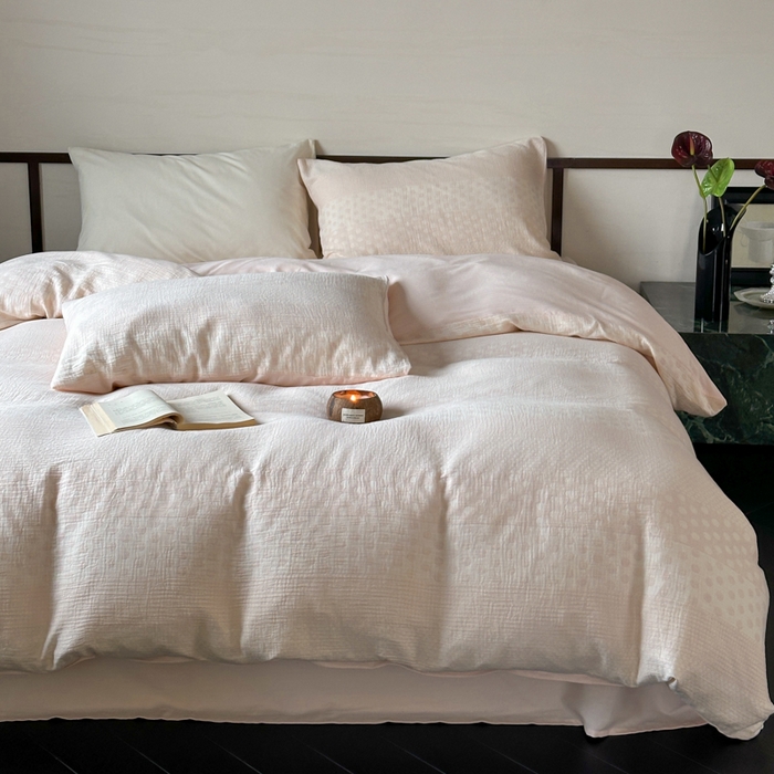 91家纺网 家纺一手货源 找家纺 玛奇朵 2024新品韩国A类色织简约双面波点提花双层皱皱纱-波尔卡舞曲 波尔卡舞曲-粉