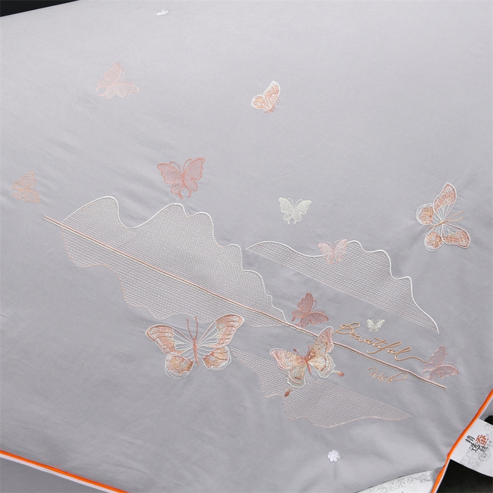 91家纺网 家纺一手货源 找家纺 恒鑫 2025新款全棉绣花桑蚕丝冬被春秋被拉链二合一子母被 夏云灰