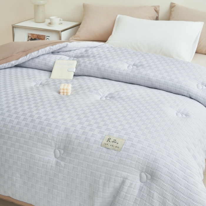 91家纺网 家纺一手货源 找家纺 2024新款b类针织良品格大豆纤维冬被被子被芯 良品格-灰+驼