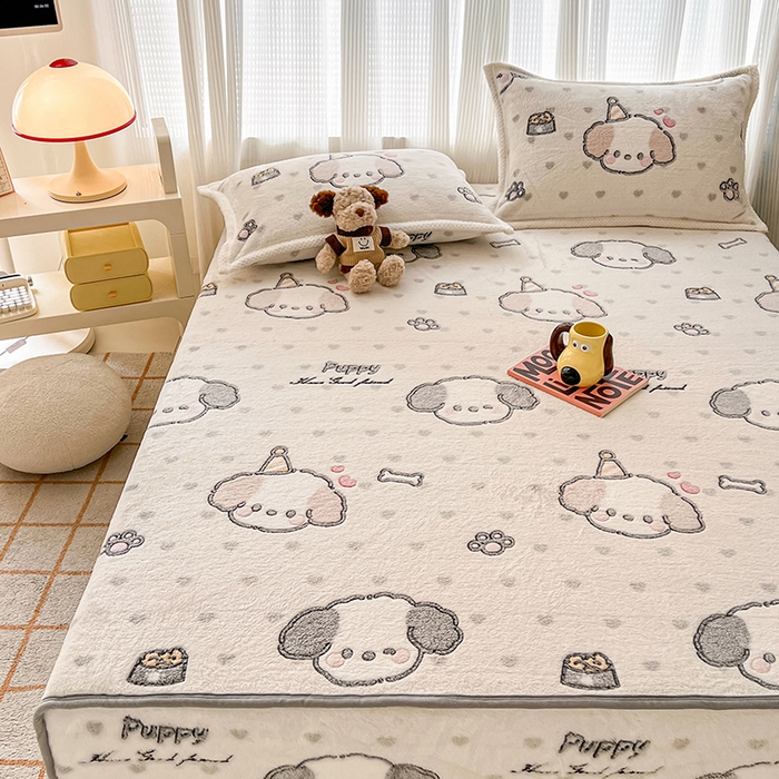 91家纺网 家纺一手货源 找家纺 倾慕家纺 2024新款加厚保暖6D立体雪花绒系列-单床笠 礼物小狗