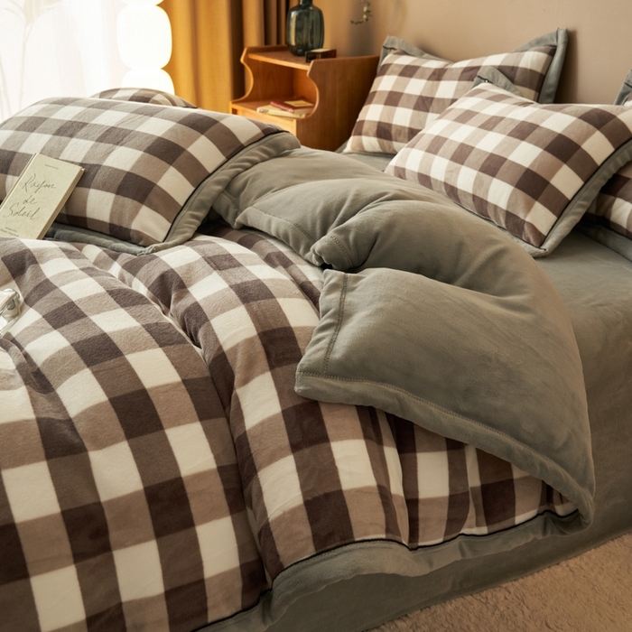 91家纺网 家纺一手货源 找家纺 2024新款无印风牛奶绒宽边可拆洗冬被被子被芯 无印风可拆洗冬被-大灰格