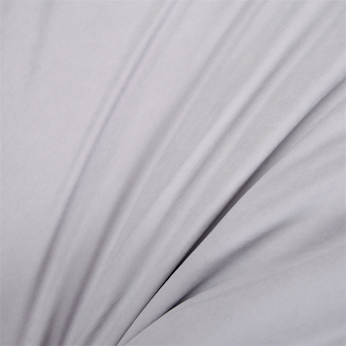 91家纺网 家纺一手货源 找家纺 恒鑫 2025新款全棉绣花桑蚕丝冬被春秋被拉链二合一子母被 夏云灰