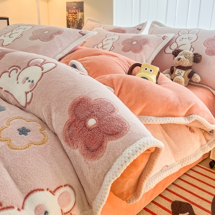倾慕家纺 2024新款加厚保暖6D立体雪花绒系列-四件套 活泼小兔