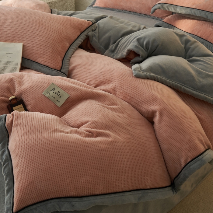91家纺网 家纺一手货源 找家纺 2024新款牛奶绒华夫格可拆洗冬被被子被芯 华夫格可拆洗-豆沙
