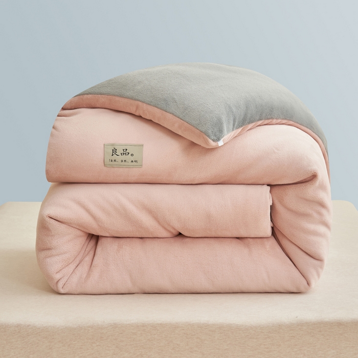 91家纺网 家纺一手货源 找家纺 2024新款双面牛奶绒德绒拼色冬被四件套 德绒拼色-豆沙
