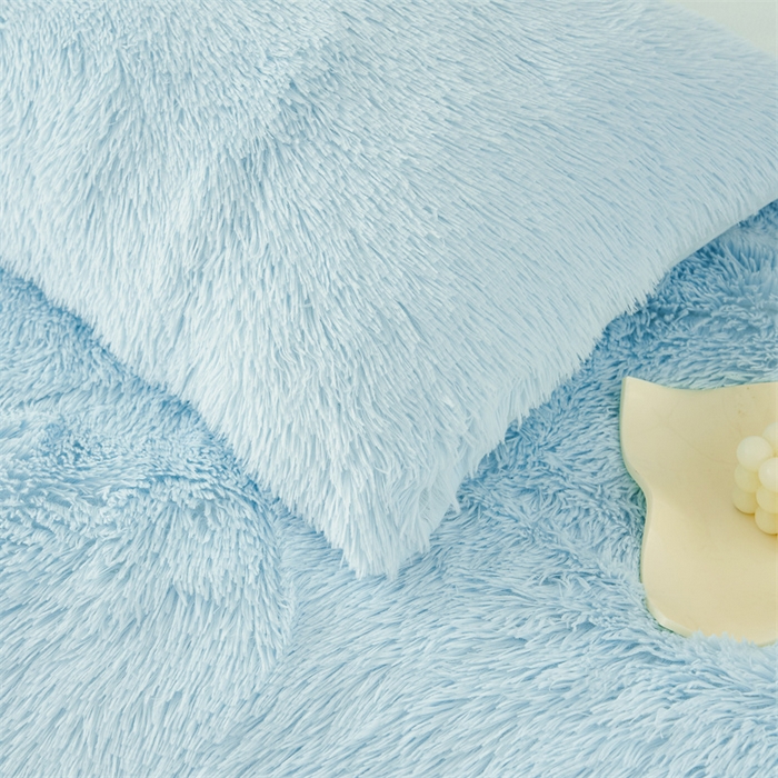 91家纺网 家纺一手货源 找家纺 品尚嘉家纺2025新款纯色水貂绒四件套长毛绒保暖套件水蓝