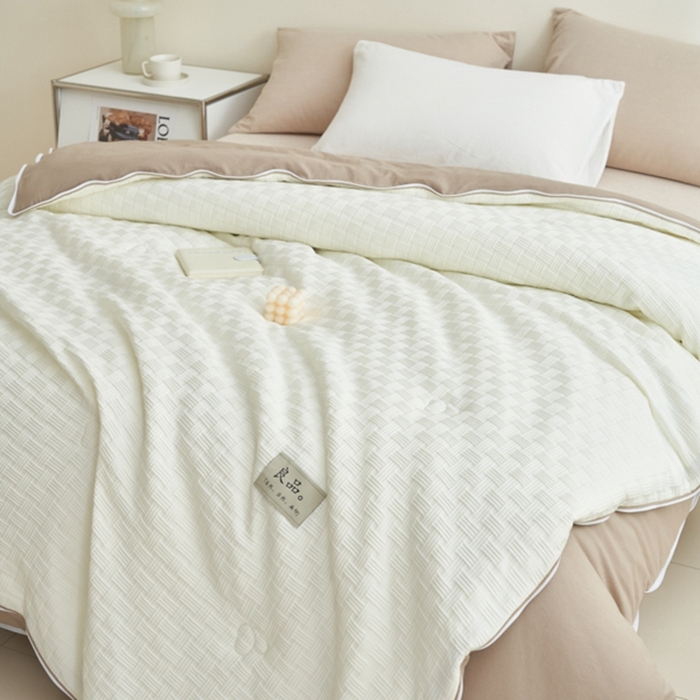 91家纺网 家纺一手货源 找家纺 子由 2024新款b类良品格子母冬被被子被芯 子母被-白+驼
