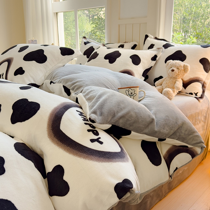 91家纺网 家纺一手货源 找家纺 狂想家 2025新款加厚牛奶绒卡通印花四件套 万事顺遂