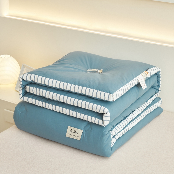 91家纺网 家纺一手货源 找家纺 （总）2024新款b类简约条纹立体大豆纤维冬被被子被芯