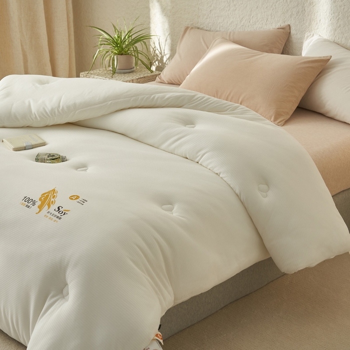 91家纺网 家纺一手货源 找家纺 2024新款b类针织简约条纹大豆冬被被子被芯 针织条纹-米白