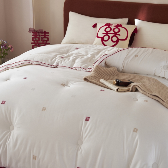 91家纺网 家纺一手货源 找家纺 （总）2024新款吾家有喜抗菌婚庆被 被子被芯