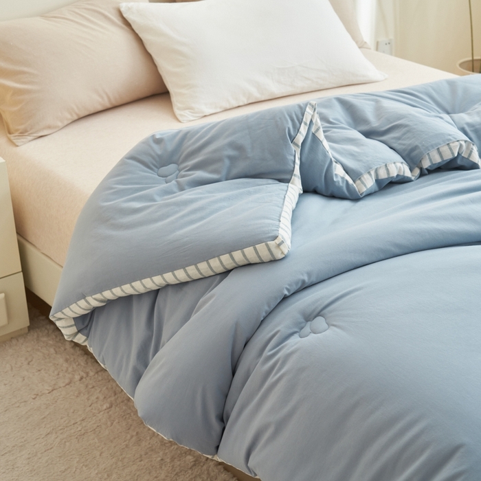 91家纺网 家纺一手货源 找家纺 2024新款b类简约条纹立体大豆纤维冬被被子被芯 条纹立体-浅蓝