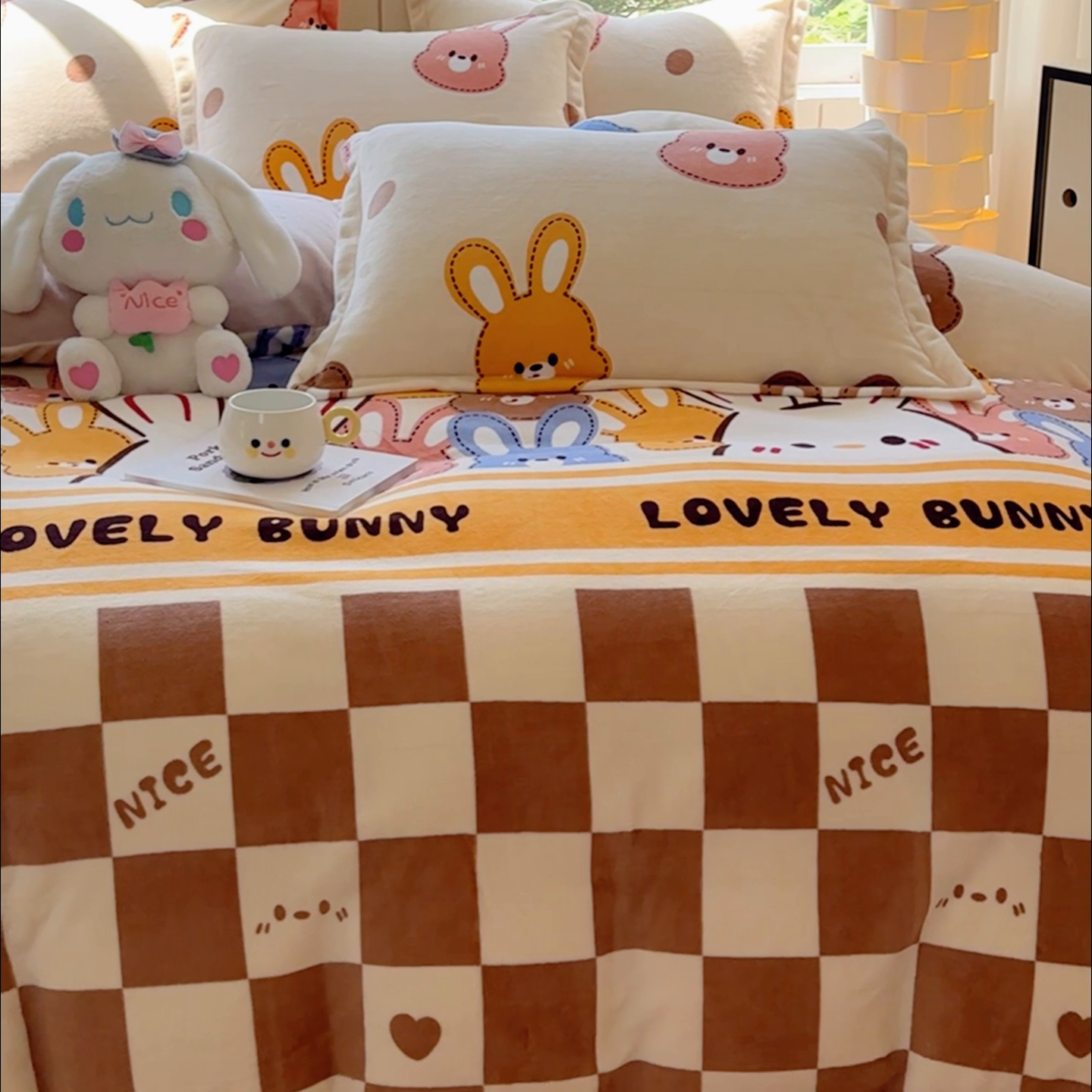 91家纺网 家纺一手货源 找家纺 狂想家 2025新款加厚牛奶绒卡通印花四件套 可爱兔