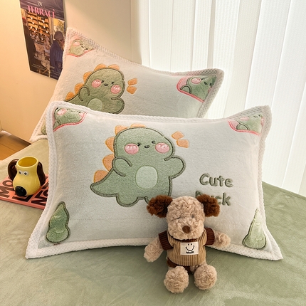 91家纺网 家纺一手货源 找家纺 （总）倾慕家纺 2024新款加厚保暖6D立体雪花绒系列-单枕套