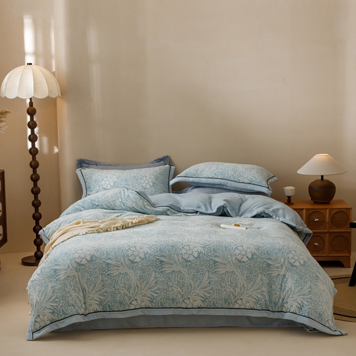 91家纺网 家纺一手货源 找家纺 2024新款牛奶绒染色雕花可拆洗冬被被子被芯 简爱