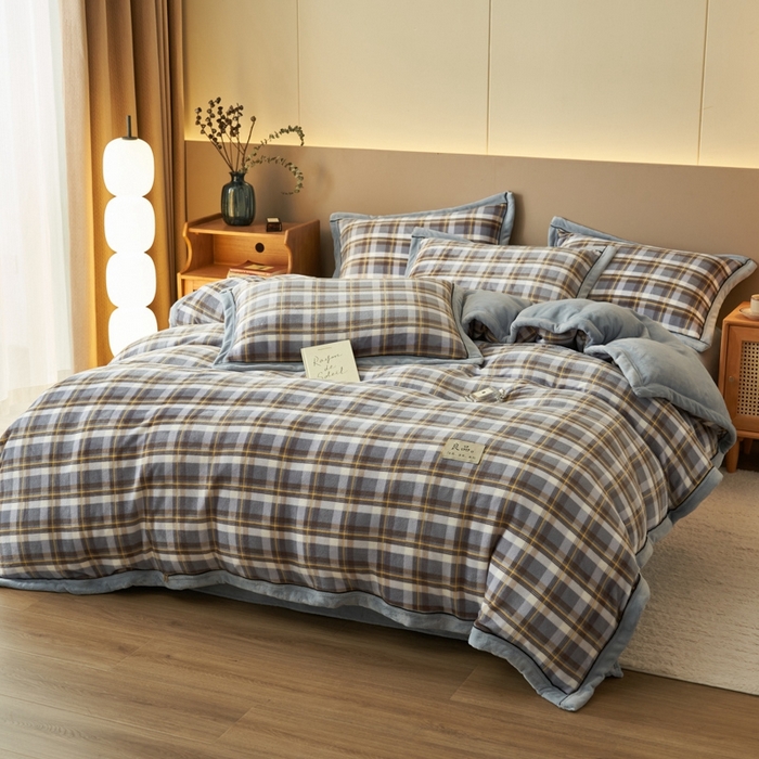 91家纺网 家纺一手货源 找家纺 2024新款无印风牛奶绒宽边可拆洗冬被被子被芯 无印风可拆洗冬被-莫妮卡