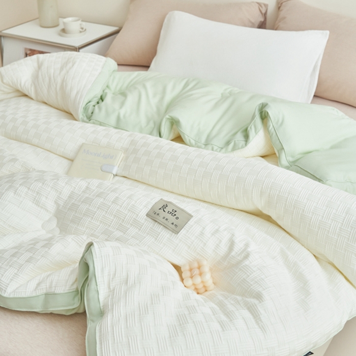 91家纺网 家纺一手货源 找家纺 2024新款b类针织良品格大豆纤维冬被被子被芯 良品格-白+绿