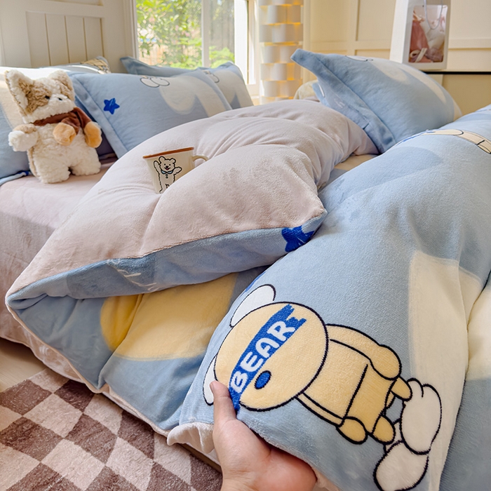 91家纺网 家纺一手货源 找家纺 狂想家 2025新款加厚牛奶绒卡通印花四件套 泰迪熊