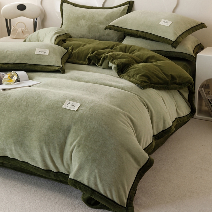 91家纺网 家纺一手货源 找家纺 2024新款牛奶绒双拼可拆洗冬被被子被芯 双拼可拆洗-浅水绿+橄榄绿