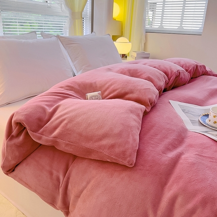 91家纺网 家纺一手货源 找家纺 （总）七仙女家纺 2025新款A类230g高克重牛奶绒单品被套