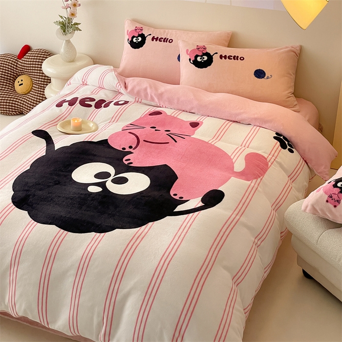 91家纺网 家纺一手货源 找家纺 星座家纺 2025新款大版卡通牛奶绒四件套 煤球小猫