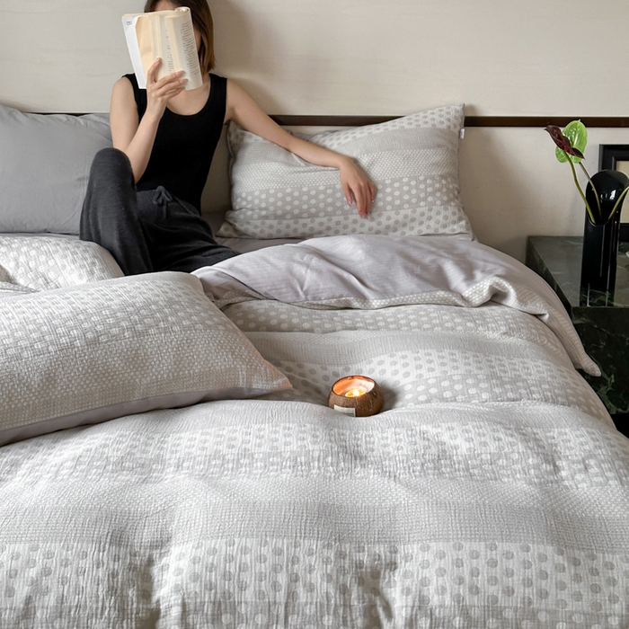 91家纺网 家纺一手货源 找家纺 玛奇朵 2024新品韩国A类色织简约双面波点提花双层皱皱纱-波尔卡舞曲 波尔卡舞曲-灰