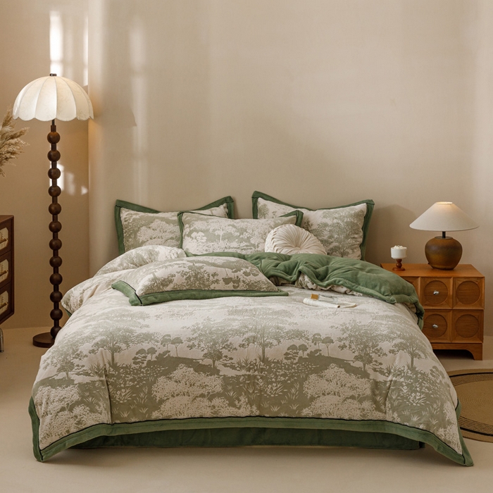 91家纺网 家纺一手货源 找家纺 2024新款牛奶绒染色雕花可拆洗冬被被子被芯 挪威森林