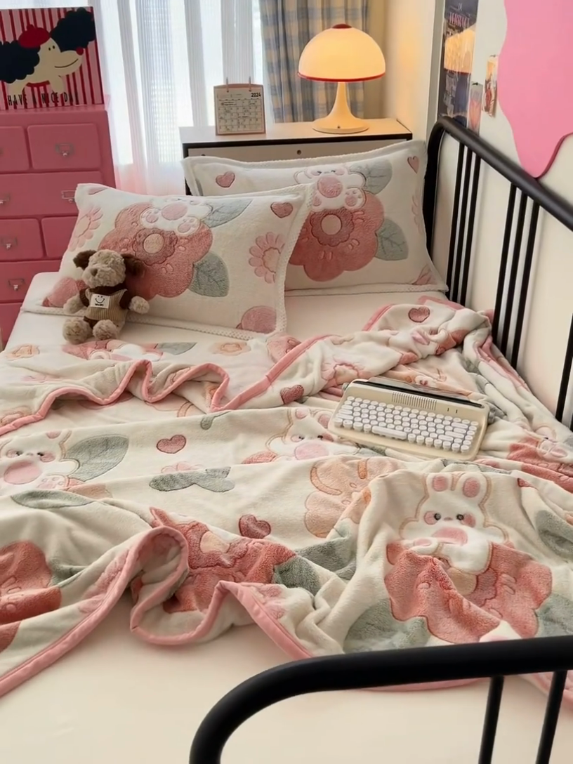 91家纺网 家纺一手货源 找家纺 倾慕家纺 2024新款加厚保暖6D立体雪花绒系列-毛毯 花园