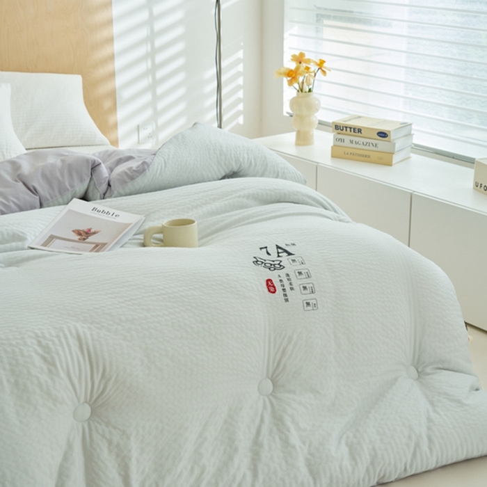 91家纺网 家纺一手货源 找家纺 子由 2024新款b类泡泡格7A抗菌大豆纤维冬被被子被芯 泡泡格-浅灰