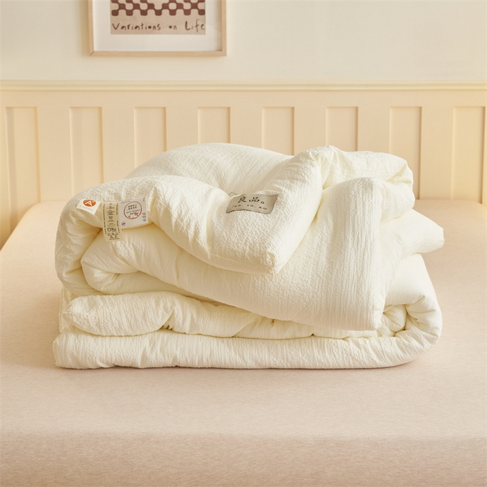 91家纺网 家纺一手货源 找家纺 （总）子由 2024新款b类韩系邹邹格大豆纤维冬被被子被芯