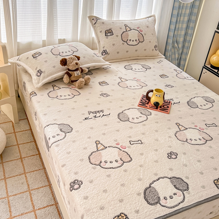 91家纺网 家纺一手货源 找家纺 倾慕家纺 2024新款加厚保暖6D立体雪花绒系列-单床笠 礼物小狗